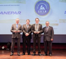 Sanepar conquista Troféu Transparência 2018; prêmio foi entregue ao contador Ozires Kloster e para o presidente Ricardo Soavinski