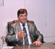 Entrevista com o presidente reeleito do Sicontiba, Hugo Catossi